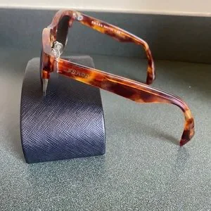 Like New Prada Sunglasses Brown Havana SPR 11P 4BW-6S1 28589 w/ Case PRADA SPR 27L Havana Sunglasses Brown Polarized Lens main image 4